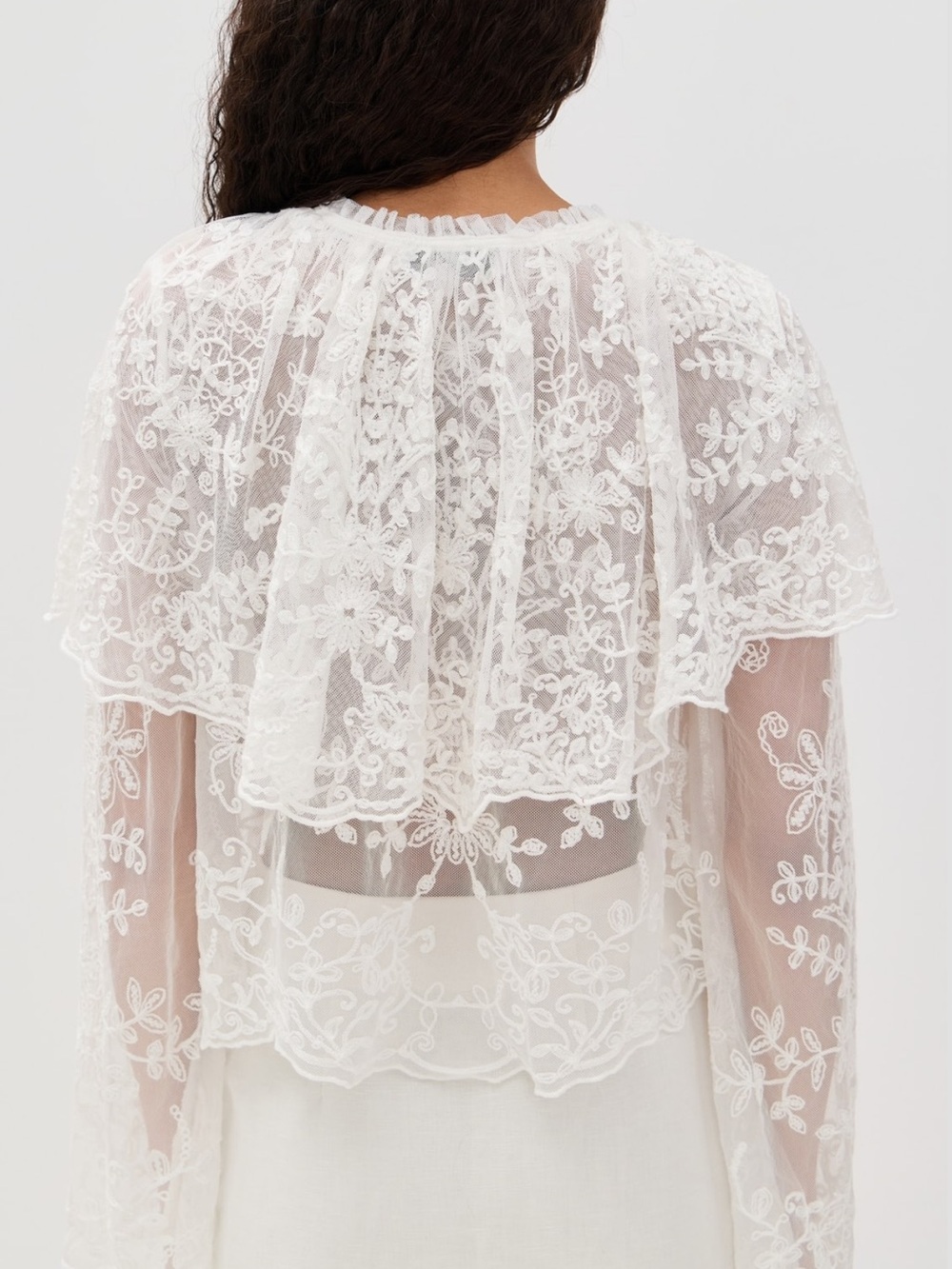 Sea New York Marja Embroidery Caplet Blouse in Pearl size S - Picture 2 of 8